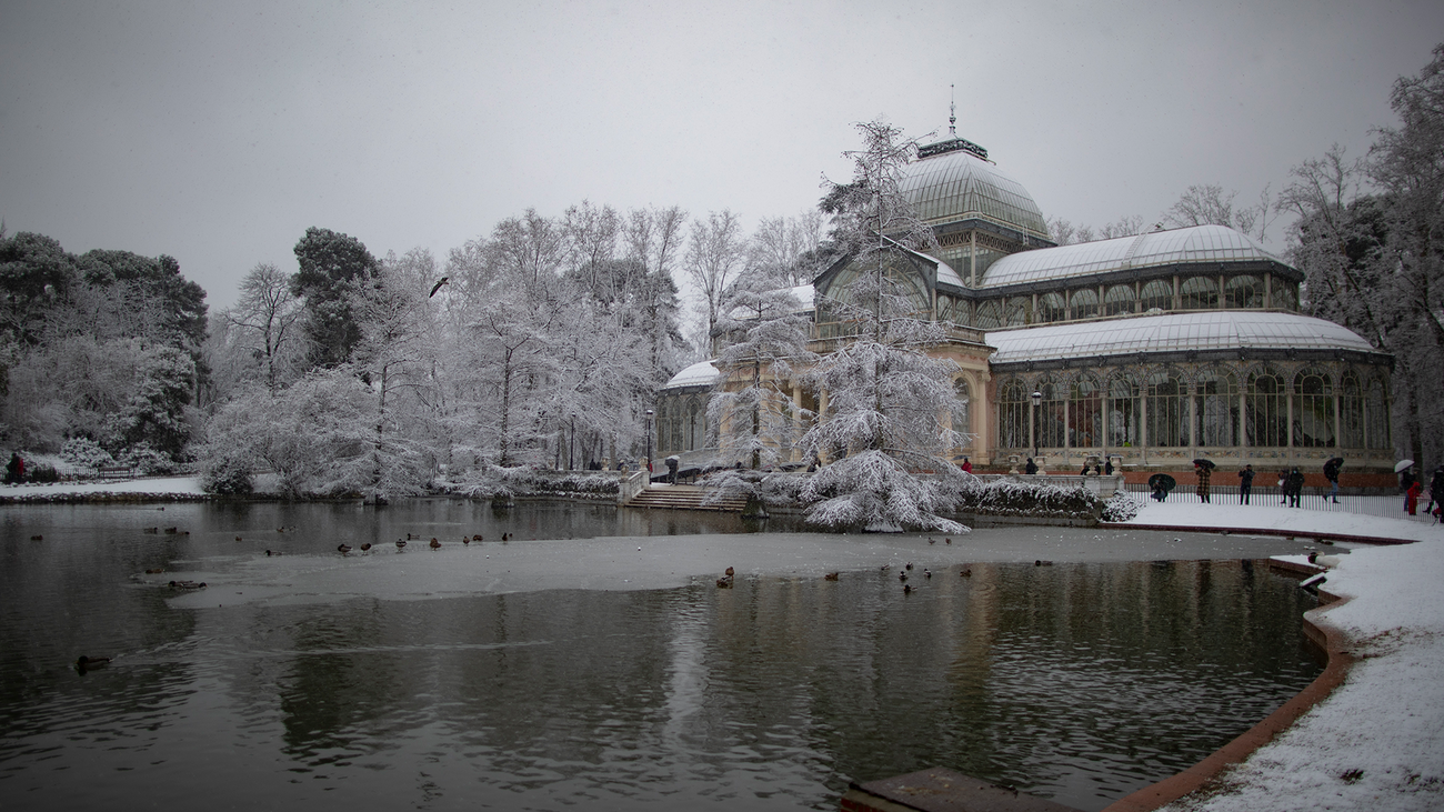 Las imágenes inéditas, y las primeras quejas, que deja el temporal de nieve en Madrid