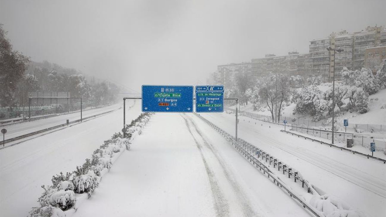 La sede de Telefónica se convierte en refugio para las personas afectadas por el temporal
