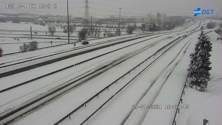 Complicaciones en las carreteras de la comunidad por el temporal Filomena / DGT