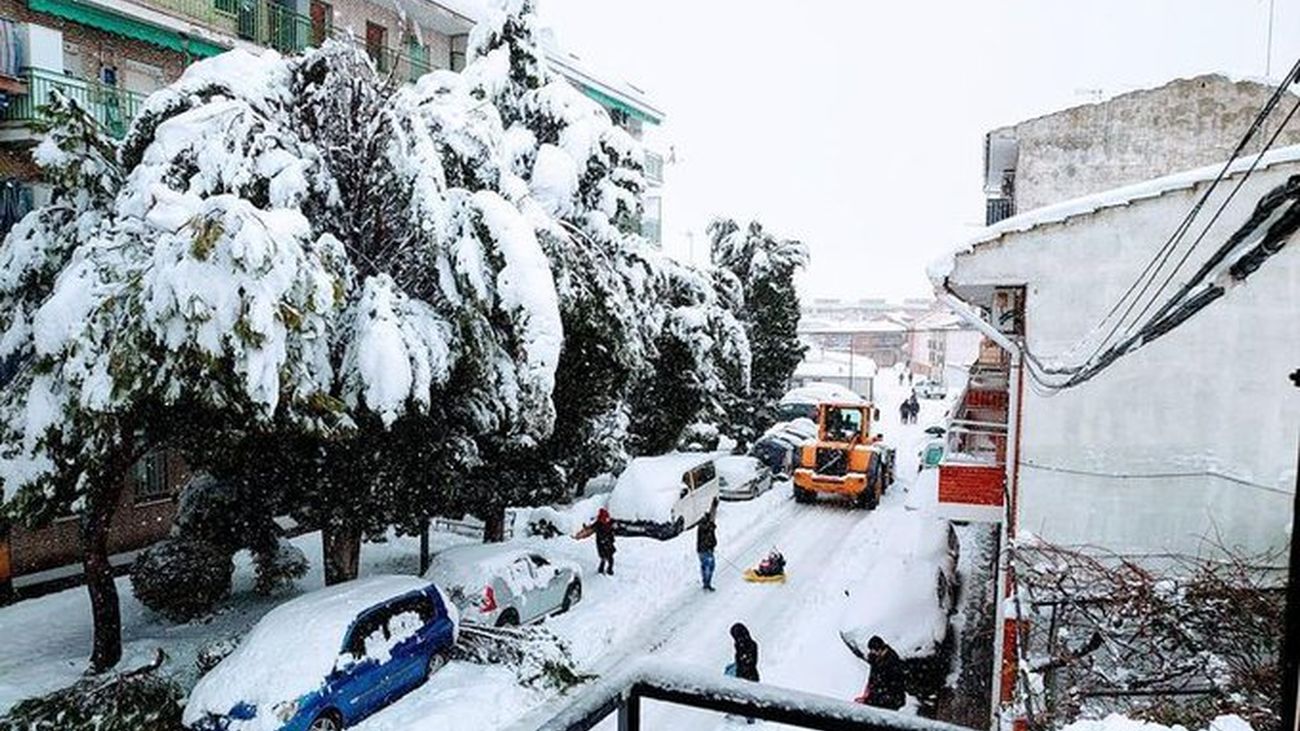 Ciempozuelos organiza un dispositivo, con un todoterreno, para asistir a una mujer de parto