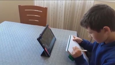 Los colegios de Madrid, "preparados" para una posible jornada online el 4 de mayo