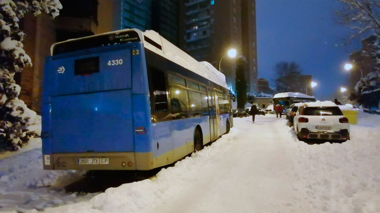 La EMT recupera este miércoles el funcionamiento de 6 nuevas líneas tras la gran nevada