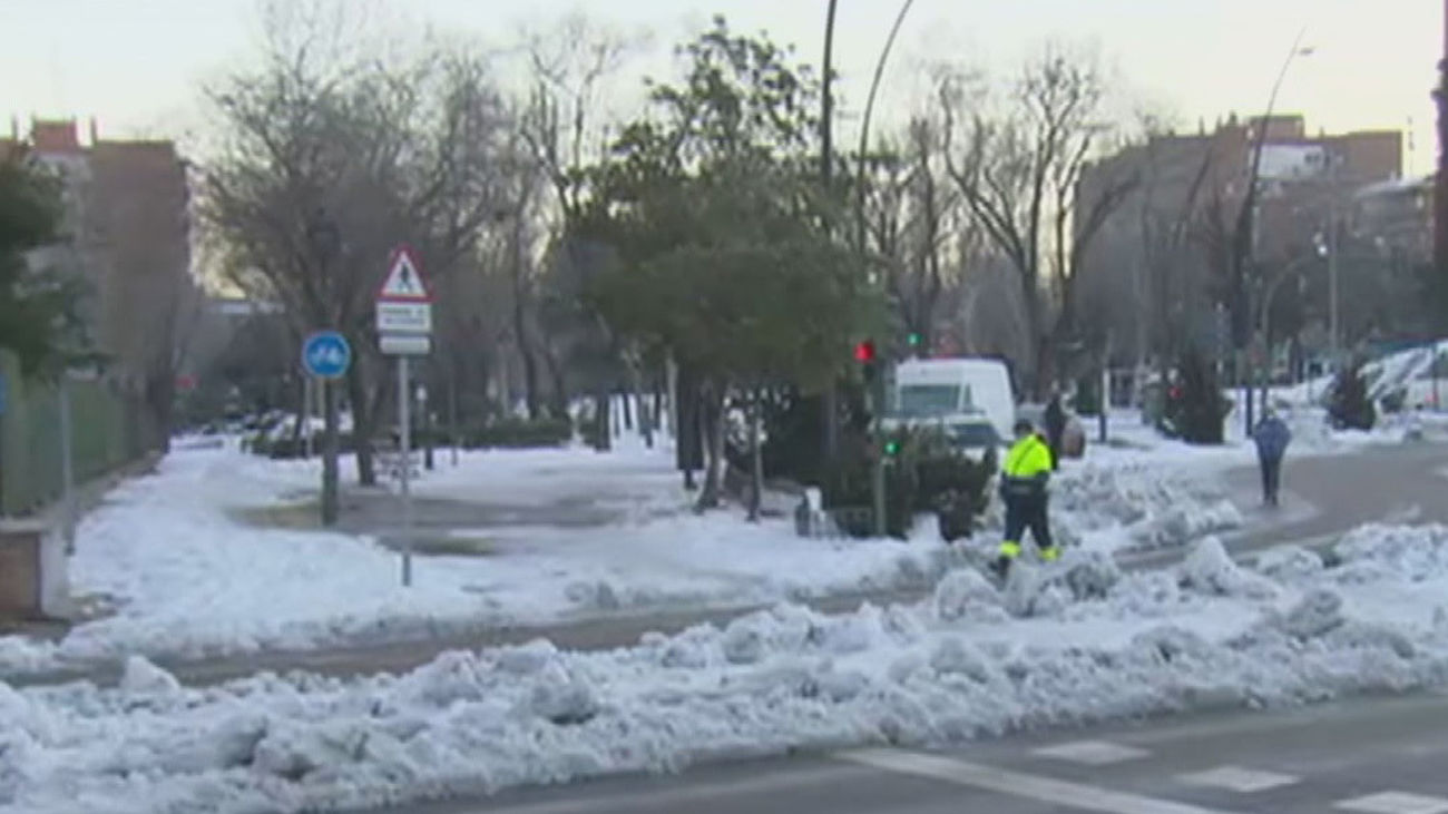 Móstoles muy castigada por ‘Filomena’ con calles intransitables, miles árboles caídos y destrozos en cables de  la luz