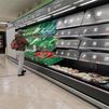 Los supermercados de Madrid empiezan a recuperar la normalidad en sus estantes
