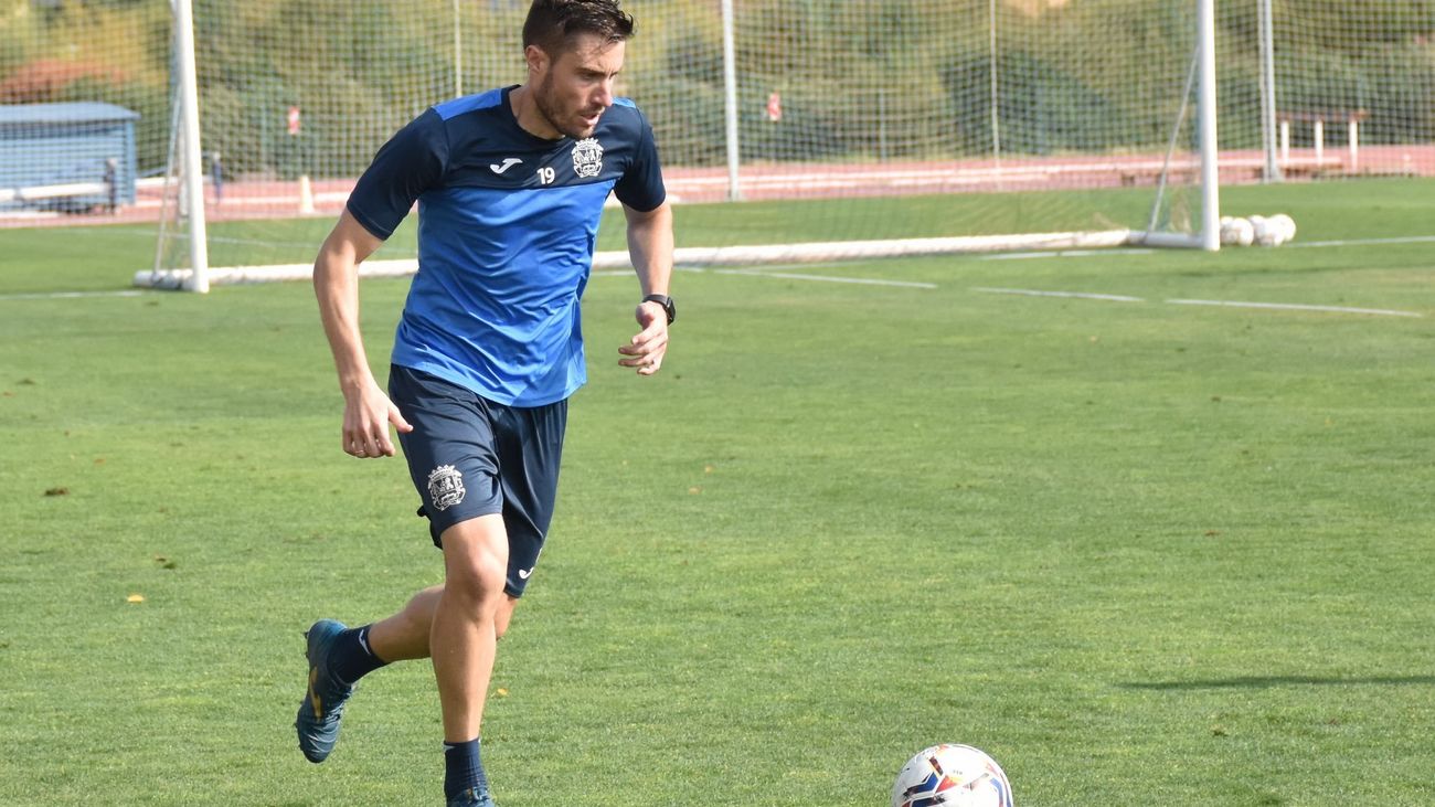 Iribas nos cuenta las peripecias del viaje del Fuenlabrada a Gijón