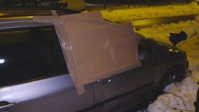 Destrozan los cristales de varios coches en Simancas durante la nevada