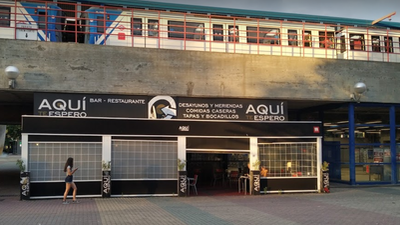 Aplazado el desalojo de un bar de la estación de Metro de Aluche