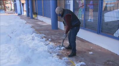 Unos 1.474 centros escolares de la región necesitan que sean despejadas de nieve sus accesos