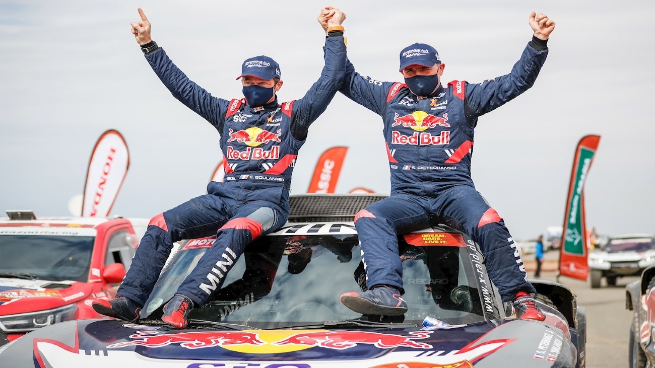 Peterhansel y Benavides, ganadores del Dakar 2021