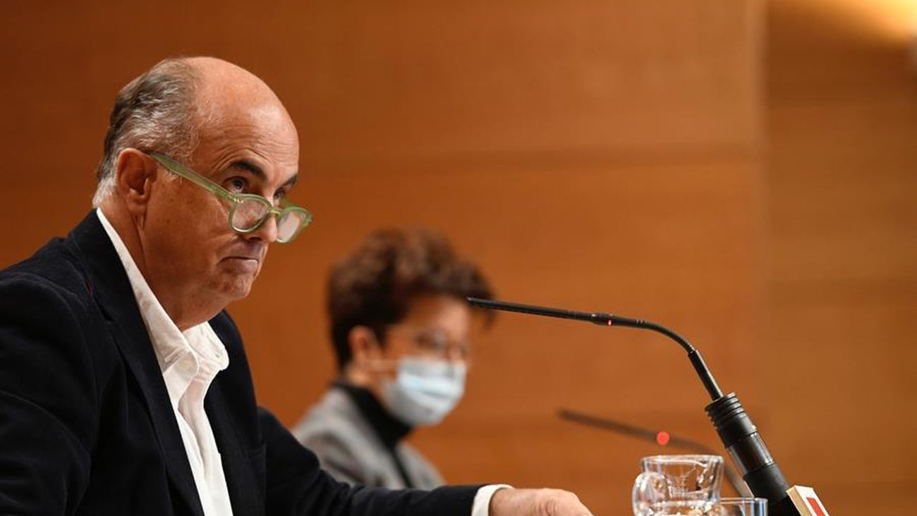 Madrid estudia obligar a que en los domicilios solo haya reuniones entre convivientes