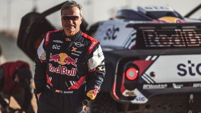 Carlos Sainz acaba tercero en el Dakar: "Me voy contento a medias"