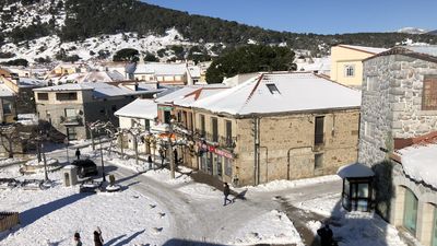 Desconocidos roban varias palas a Protección Civil de Moralzarzal