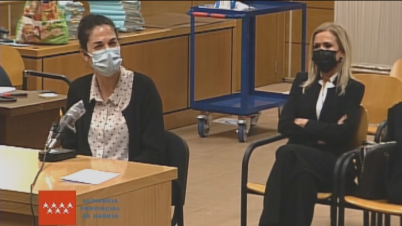 La profesora del máster de Cifuentes admite que falsificó el acta por presiones