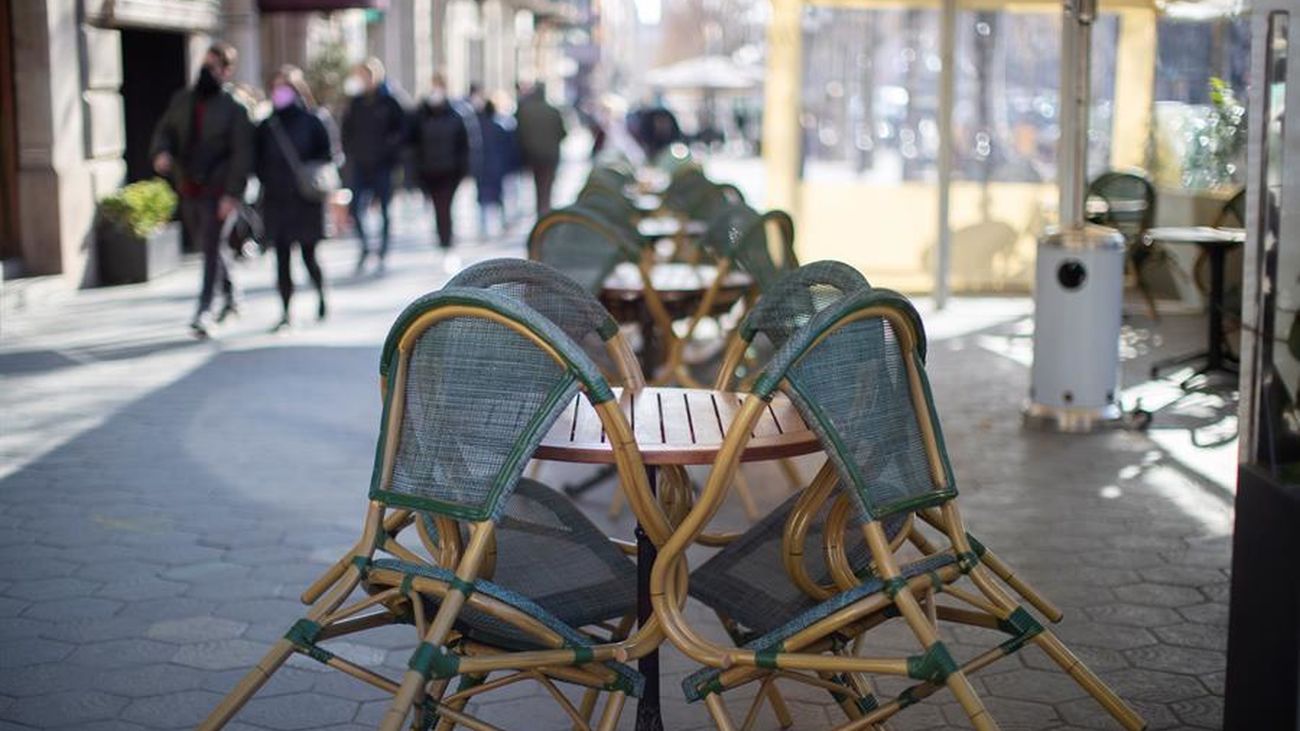Madrid empieza a cerrar sus bares y restaurantes a las 22.00 horas