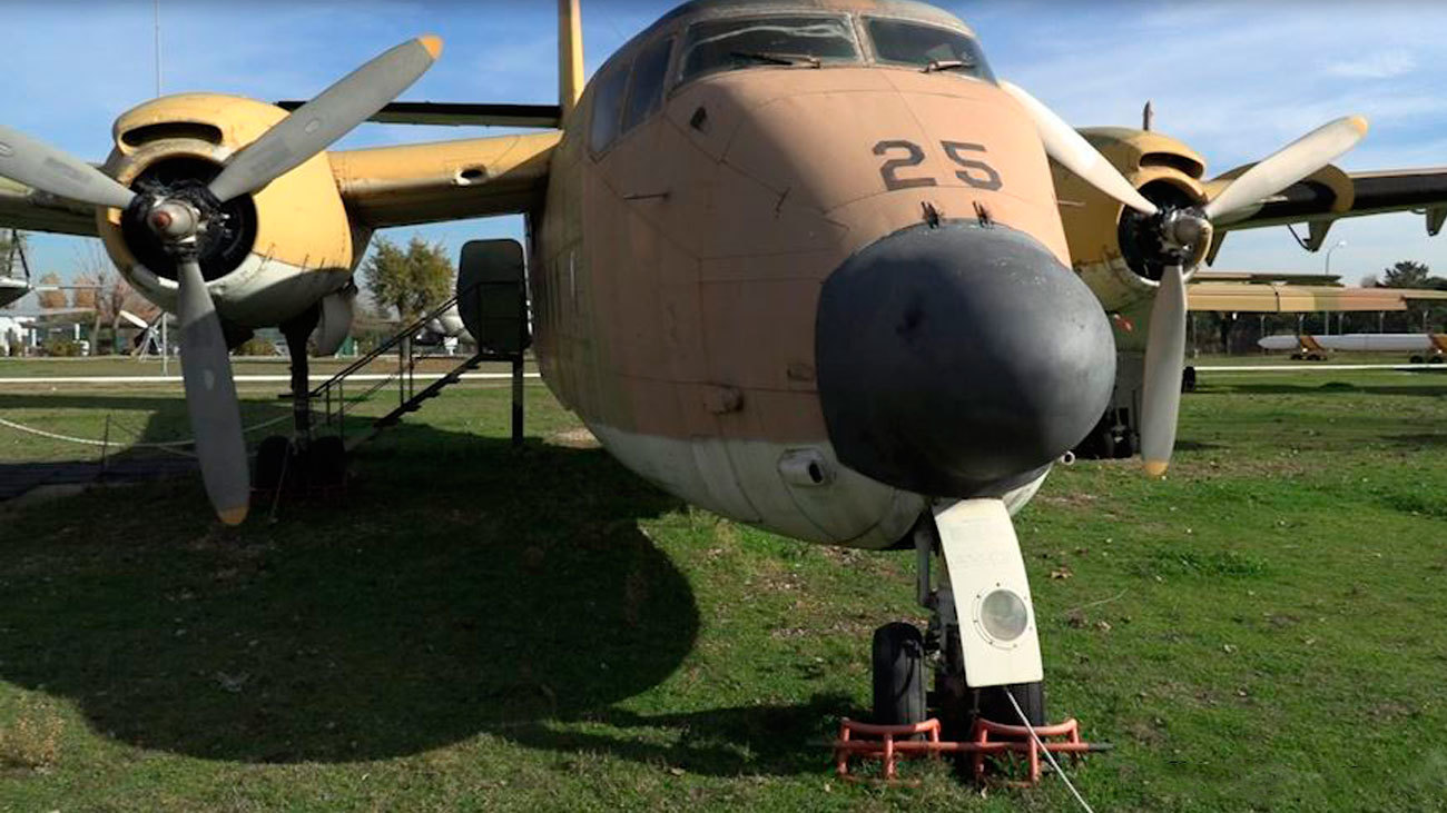 Avión con radar de tormentas en el Museo del aire