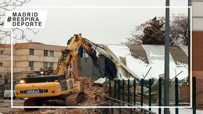 Comienza el derribo de 'La Nevera'