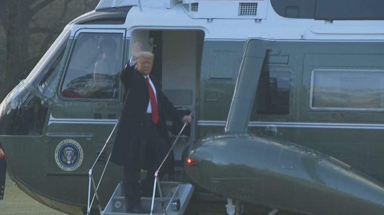 Trump deja la Casa Blanca:  "Estaremos de vuelta de algún modo"