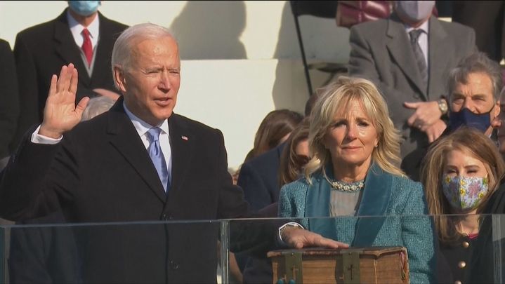 Joe Biden jura su cargo / REDACCIÓN