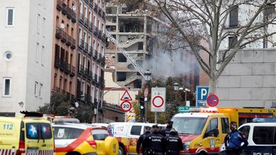 Al menos tres muertos y una decena de heridos en la explosión en un edificio de la calle Toledo