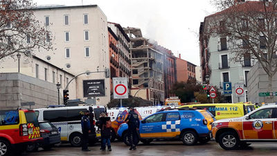 Imágenes de la explosión en un edificio en la calle Toledo de Madrid