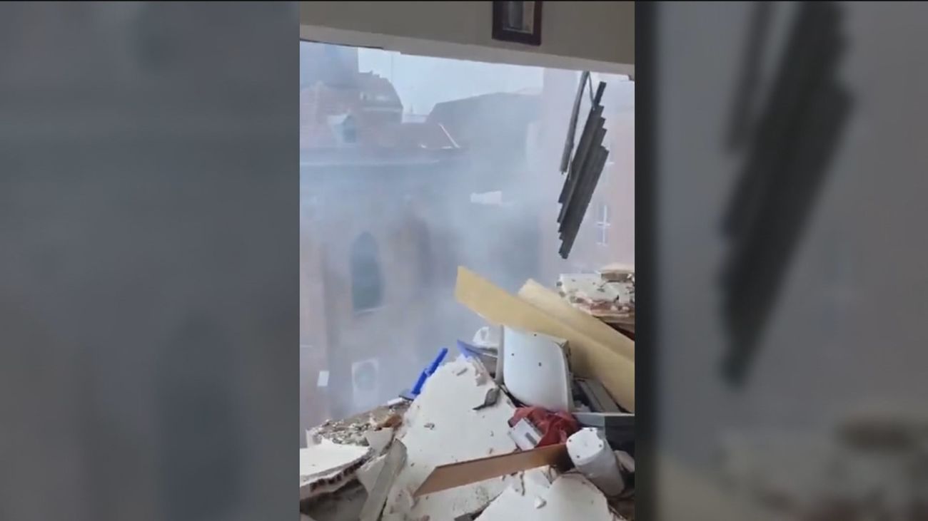 Atrapado en el quinto piso tras ver explotar su edificio