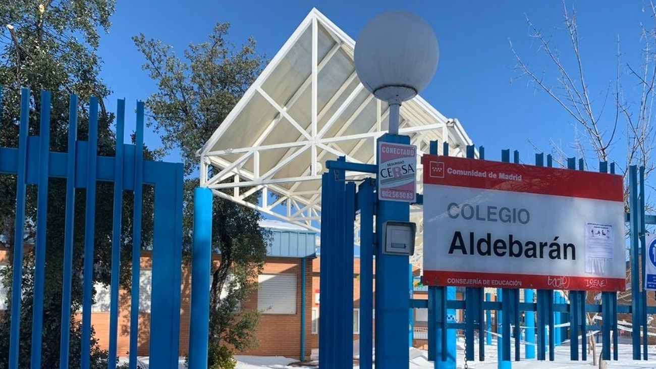 Los sindicatos de profesores reivindican  la labor de los docentes durante las clases telemáticas