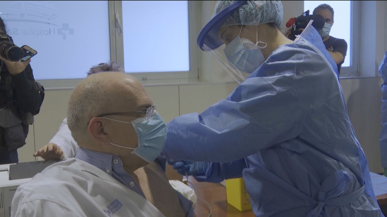 El 72,5% de la población está dispuesta a vacunarse de forma inmediata, según el CIS