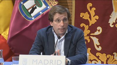 Almeida destaca la solidaridad de madrileños: "La esperanza que tenemos en la ciudad son sus vecinos"