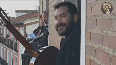 El balcón de la ilusión del número 98 de la calle Toledo