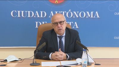 La picaresca de políticos y cargos que se saltan el protocolo de  vacunación