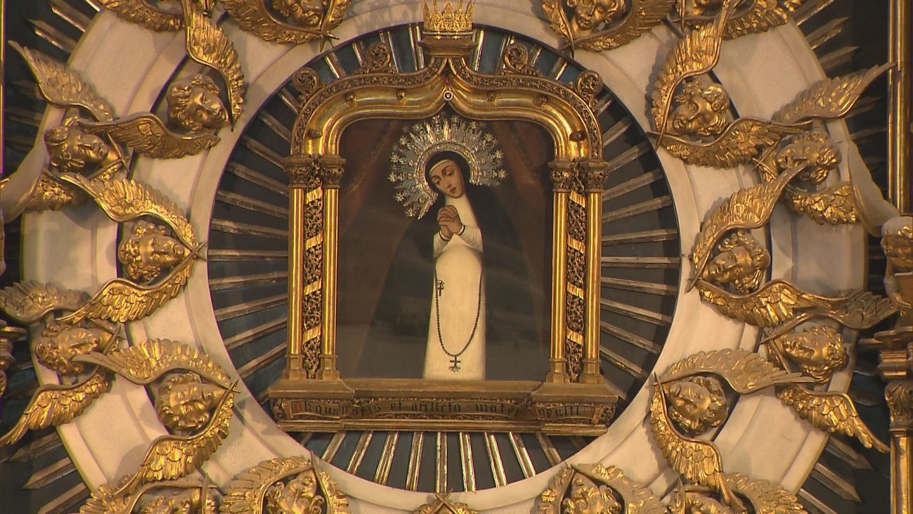 La Comunidad Neocatecumenal celebra una misa por las víctimas de la explosión en la calle Toledo