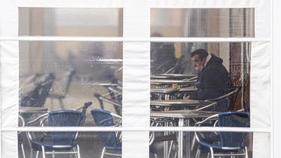 Mesas de solo 4 personas en bares y restaurantes de Madrid a partir del 25 de enero