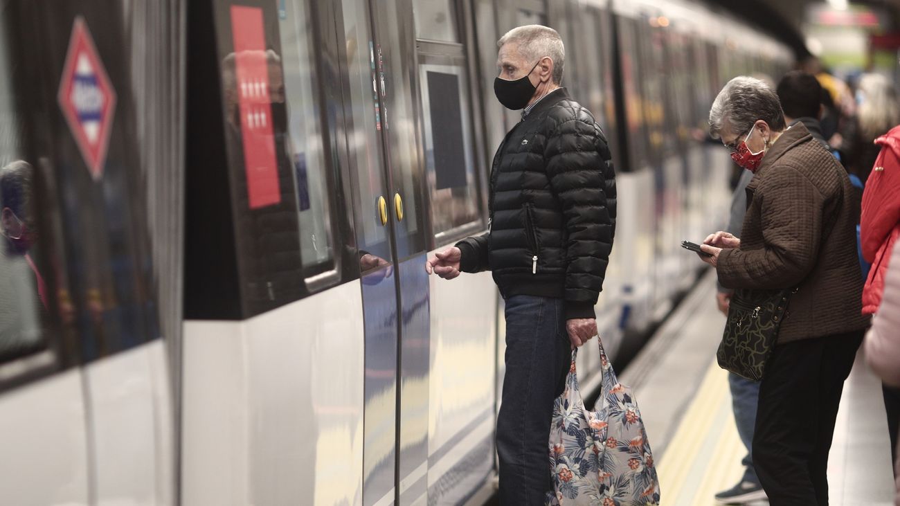 Interrumpida línea 9 de metro