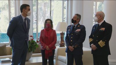 Robles pide explicaciones al JEMAD tras conocer  que ha recibido la primera dosis de la vacuna del Covid