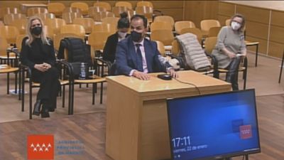 El rector de la URJC reconoce llamadas “reiteradas” de Educación pidiendo las actas del máster de Cifuentes