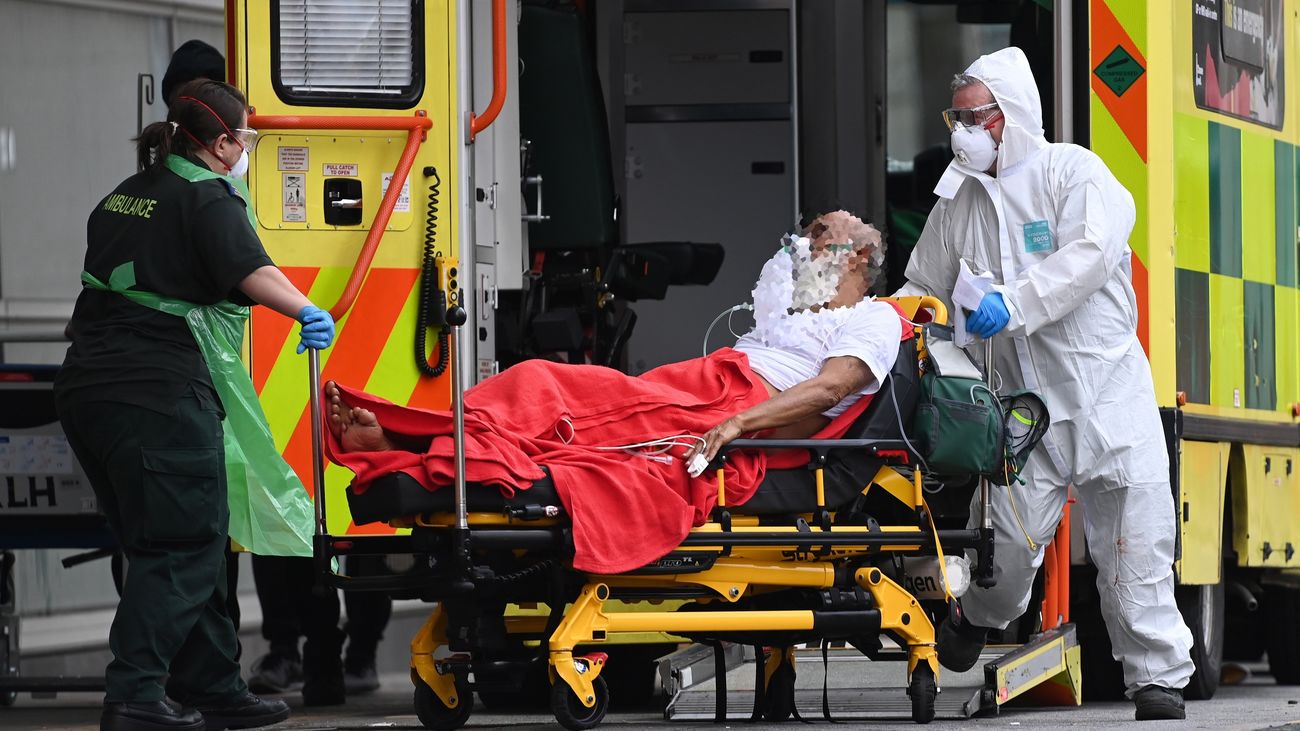 ¿Es la variante británica del coronavirus más mortífera?