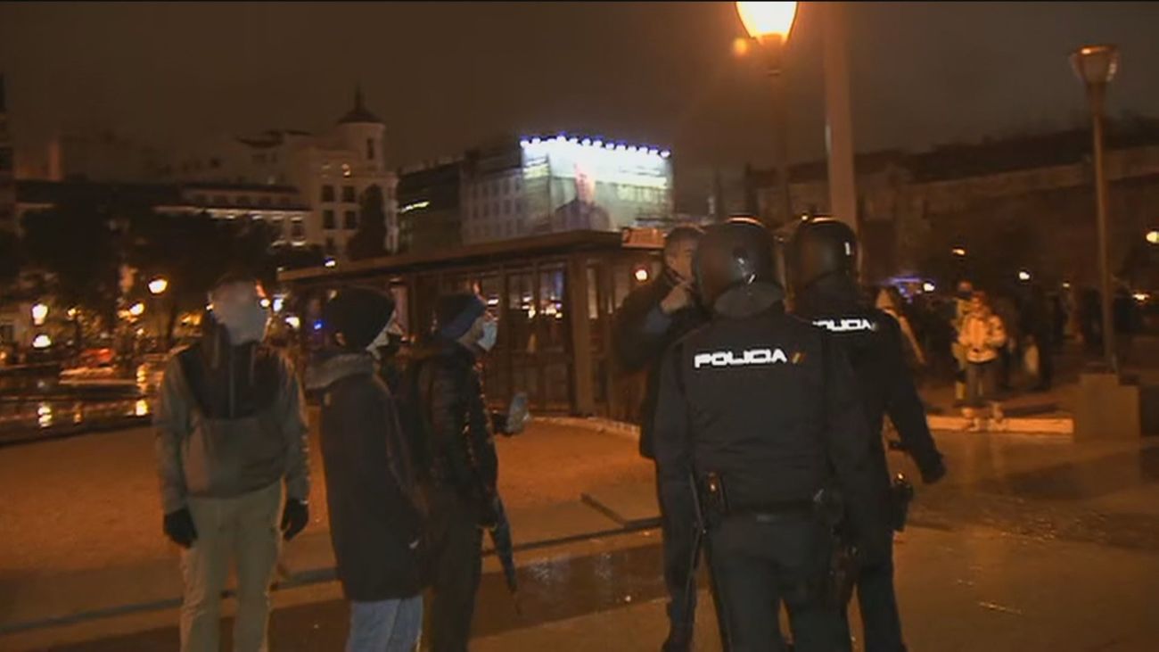 La Policía Nacional identifica a 216 personas de la marcha negacionista de Madrid