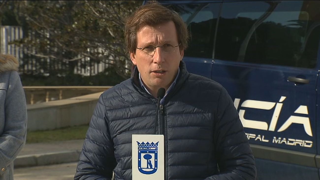 Almeida, a favor de que el JEMAD y el Gobierno se vacunen : "me parece muy lógico y muy razonable"