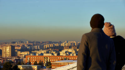 Polución, ruido y calor causan 902 muertes prematuras al año en Madrid y  1.037 en Barcelona