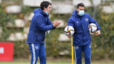 Iraola: "Afrontamos la Copa ante el Barça sin presión"