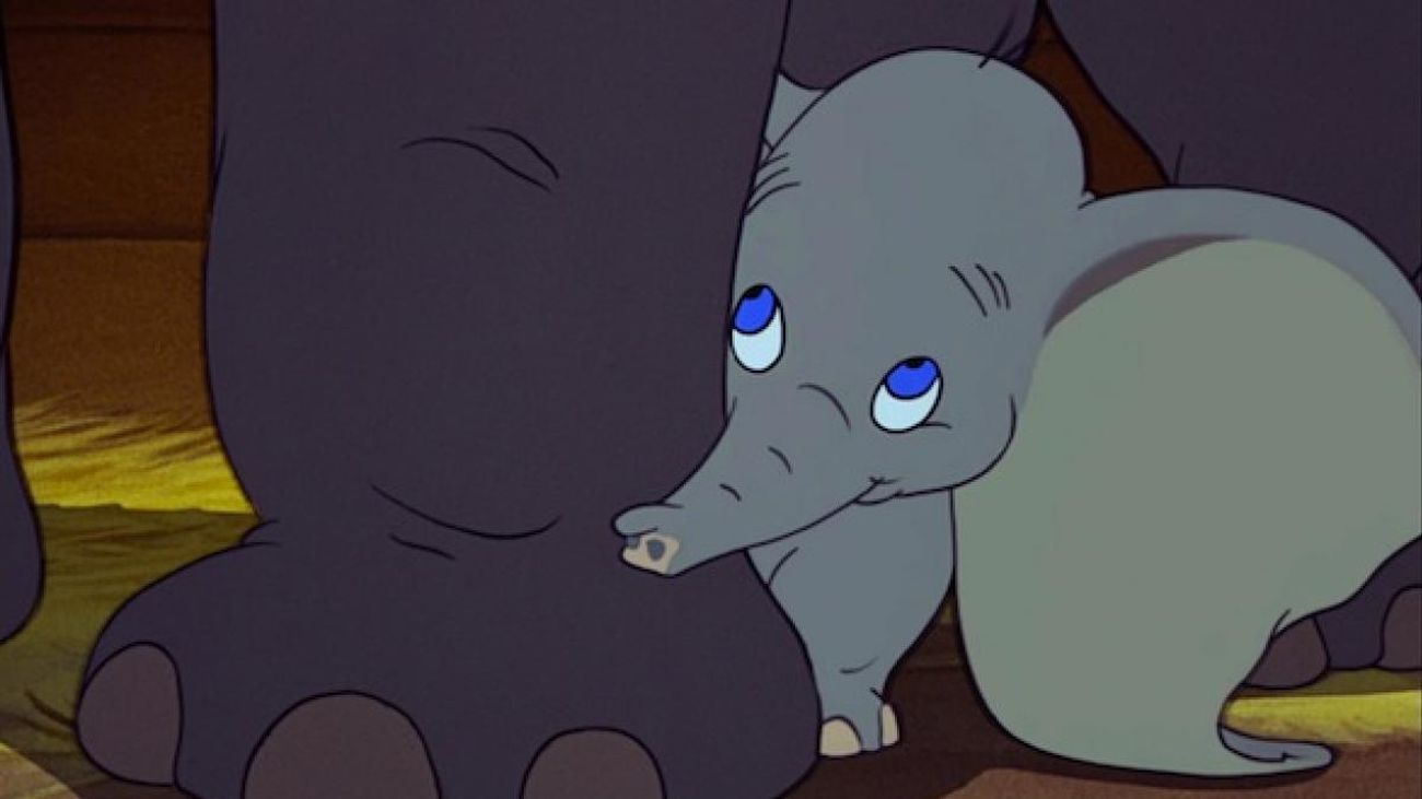 Clásicos de Disney con una advertencia: "Incluye representaciones negativas y/o maltrato de personas o culturas"