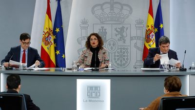 El Gobierno prorroga a mayo los ERTE, las ayudas a autónomos y la moratoria en los alquileres