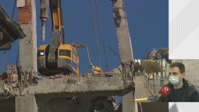 Los vecinos del 102 de la calle Toledo afectados por la explosión aún no saben si serán realojados
