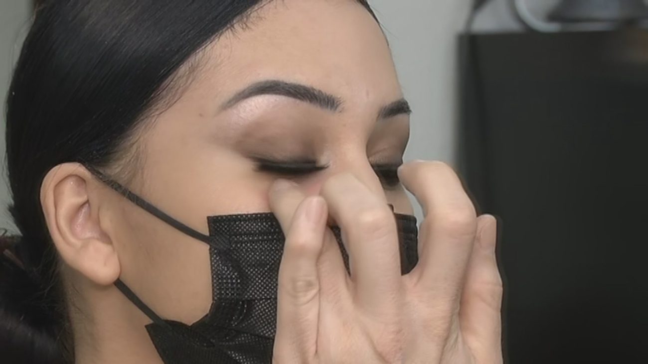 Las ojeras están de moda y las redes sociales lo verifican