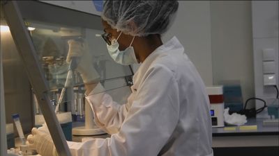 Investigadores madrileños lideran un ensayo para prevenir  infecciones como el Covid-19 en pacientes con cáncer