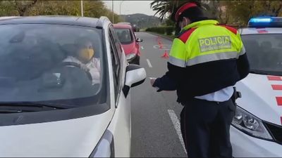 Médicos y comerciantes catalanes ven incoherente permitir la movilidad para ir a mítines de cara al 14-F