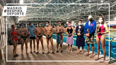 Jimena Madoz conquista el triatlón '100 veces 100' del Real Canoe