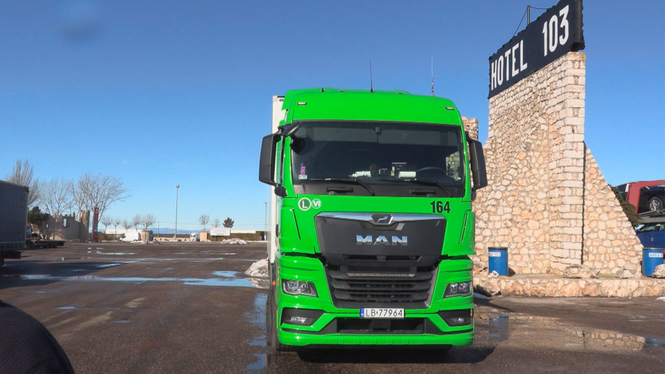 Área 103, todo un mundo dedicado al camionero junto a la carretera