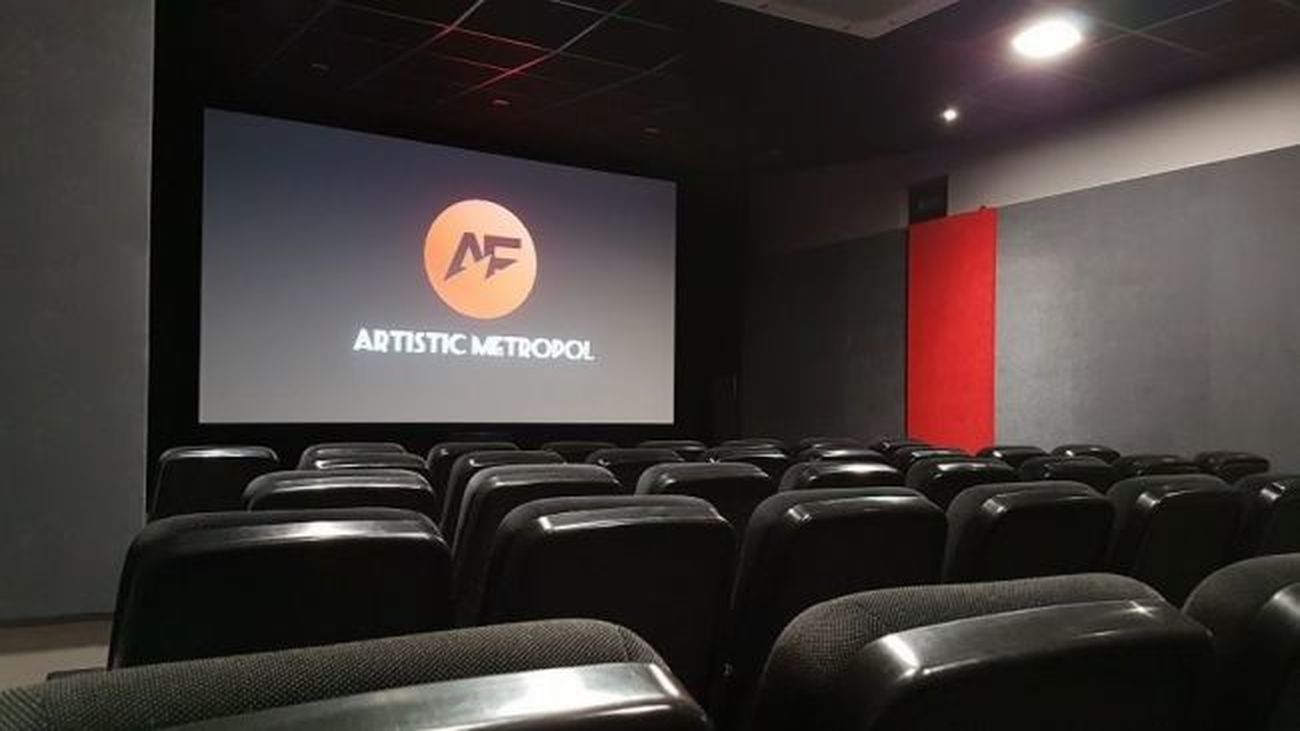 El cine Artistic Metropol ofrece  sus entradas a mil pesetas