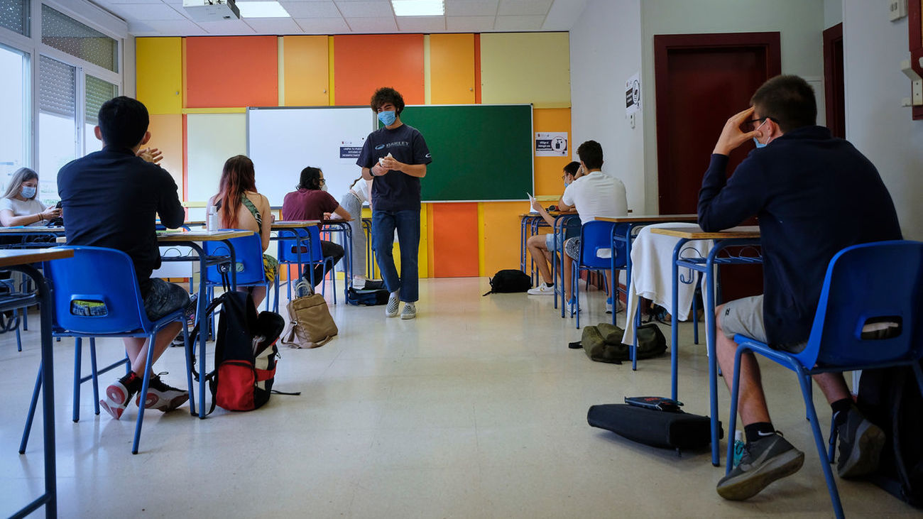 Madrid reduce el abandono escolar